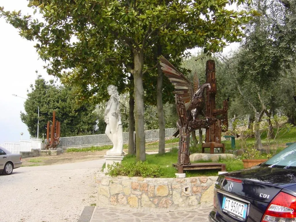 Hotel Fraderiana Torri Del Benaco Italy
