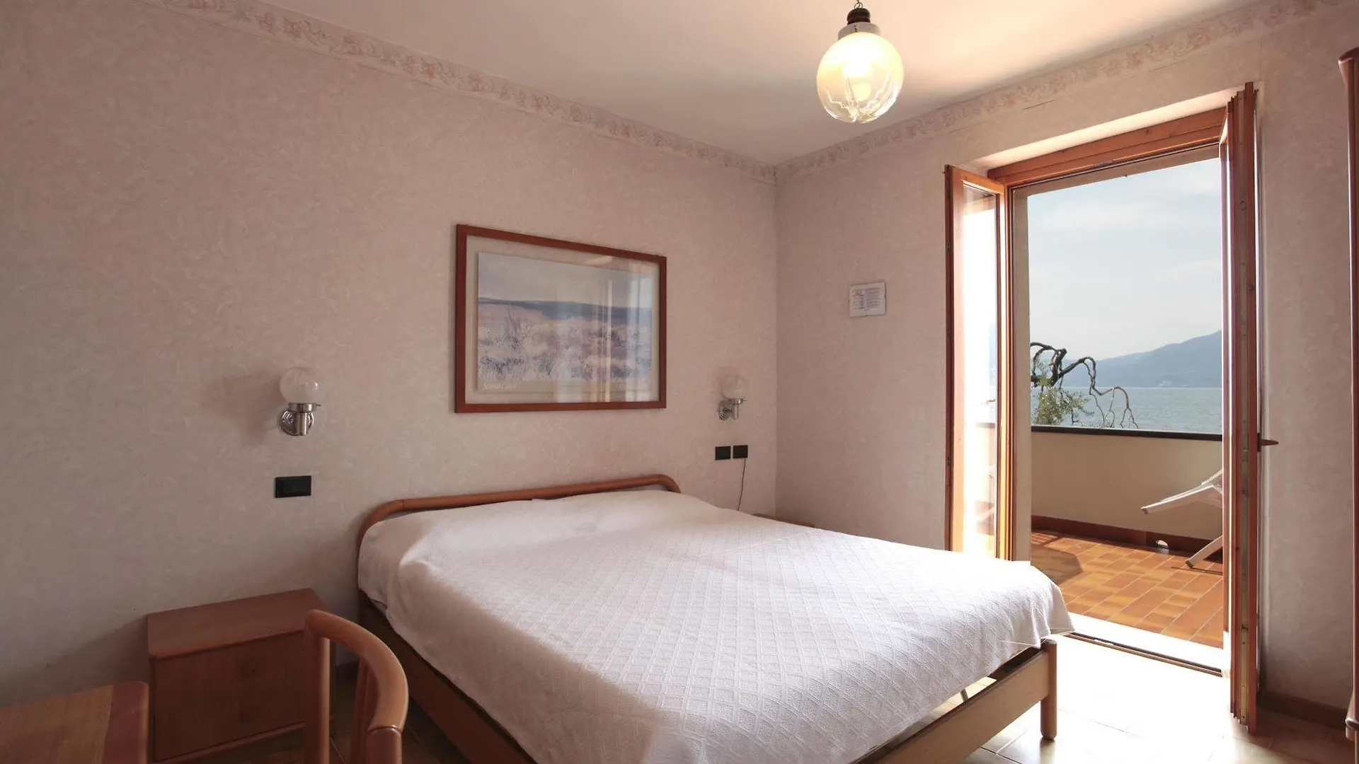 Hotel Fraderiana Torri Del Benaco Italy