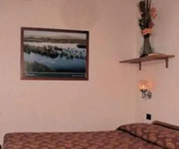 Hotel Fraderiana Torri Del Benaco 2*,